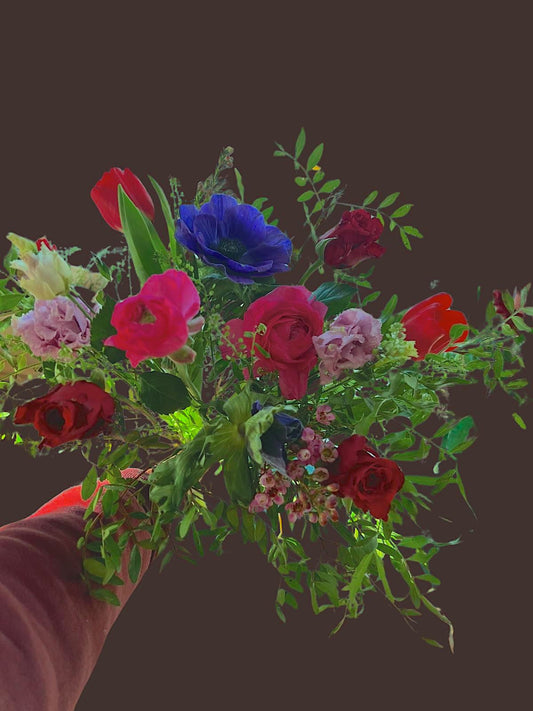 Valentine's Bouquet - Deep Tones