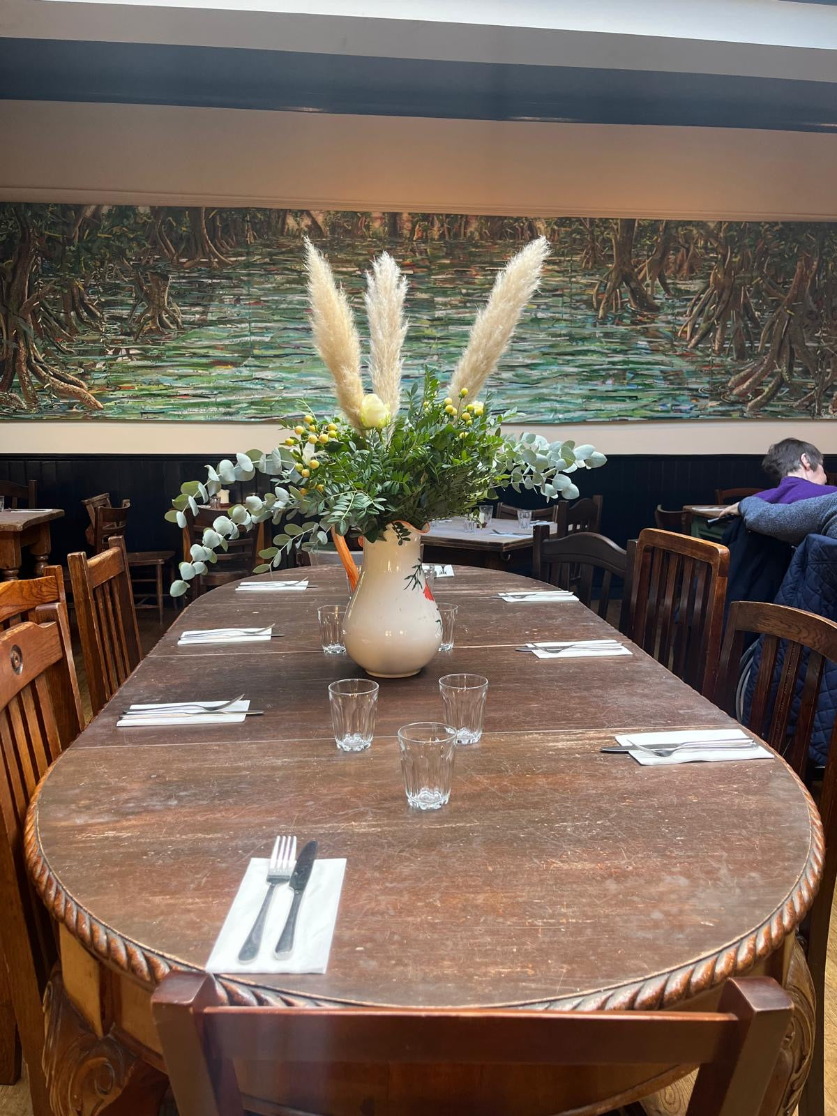 Pub & Restaurant Flowers